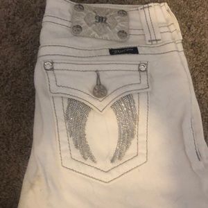 White miss me jeans